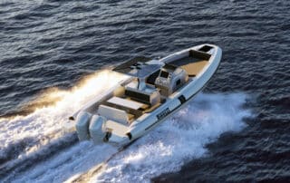 Pirelli 30 speedboat