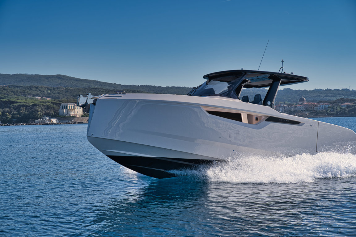 Cayman 560 Sedan - immagine 15